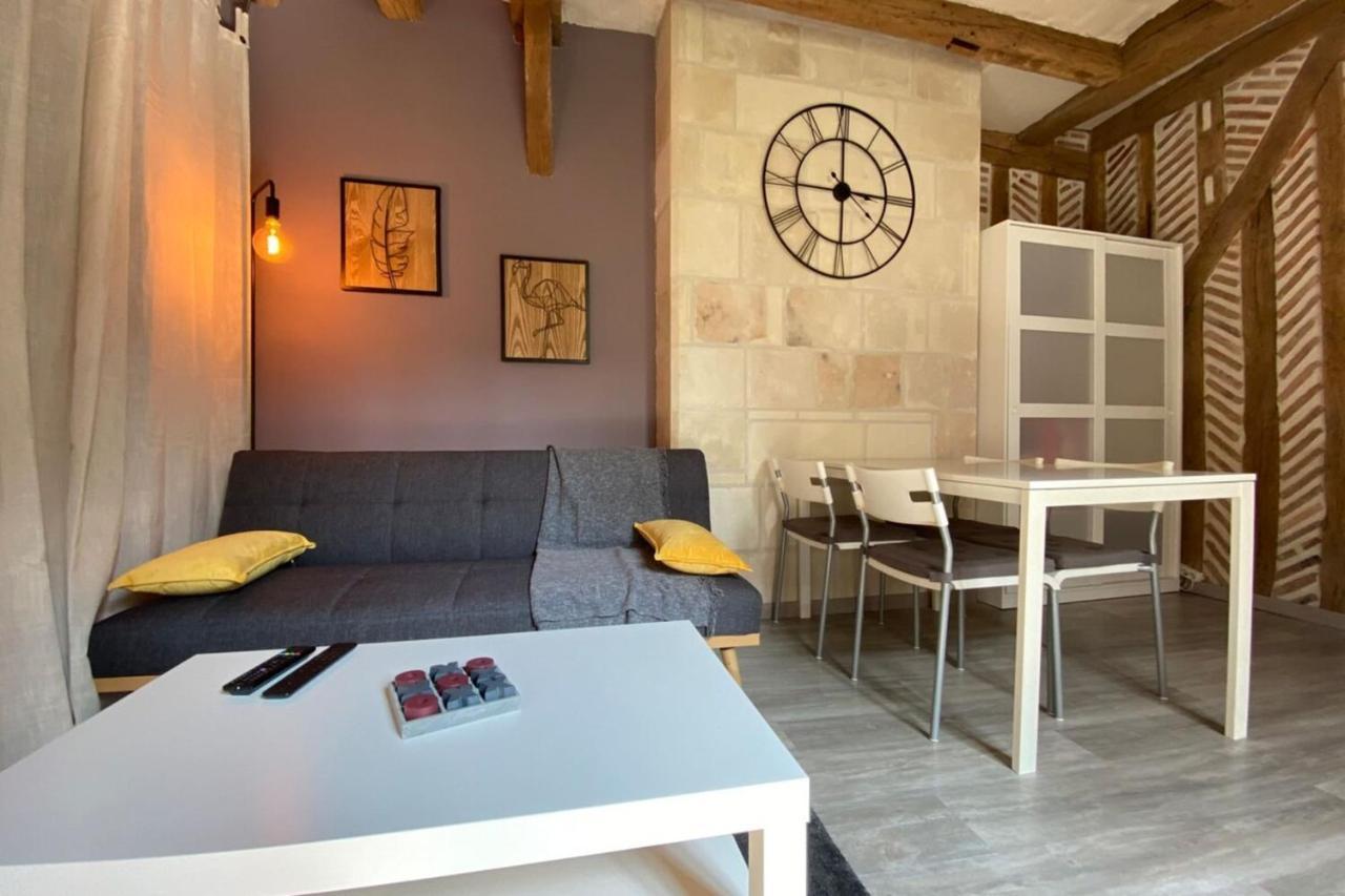 Typical Apartment In The Heart Of The City With Wifi Tours Exteriör bild