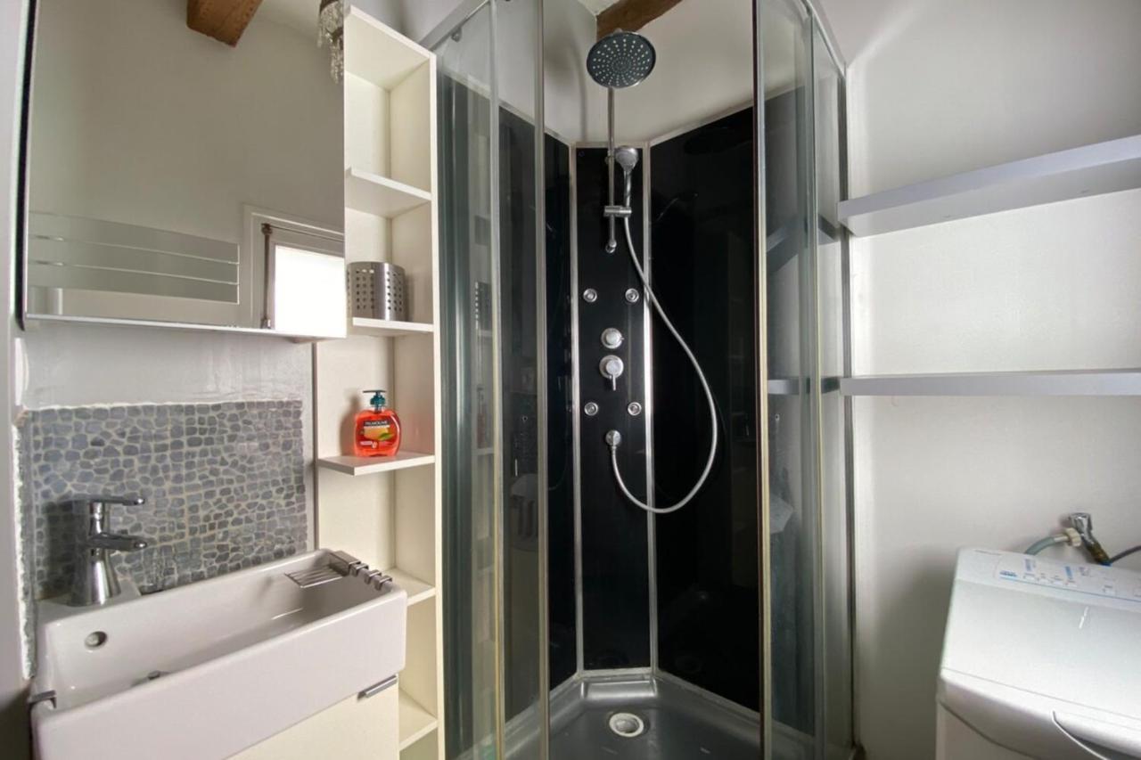 Typical Apartment In The Heart Of The City With Wifi Tours Exteriör bild