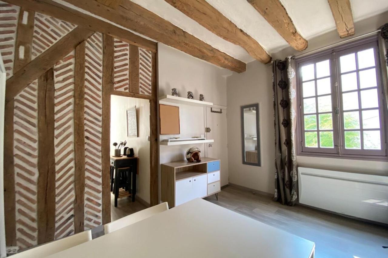 Typical Apartment In The Heart Of The City With Wifi Tours Exteriör bild