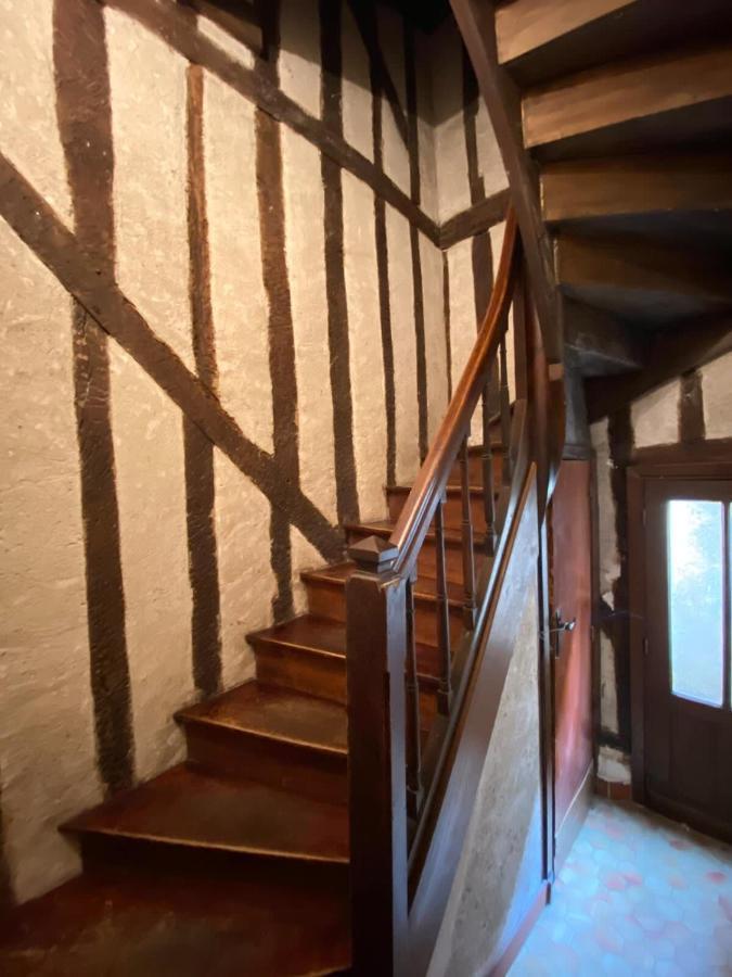 Typical Apartment In The Heart Of The City With Wifi Tours Exteriör bild